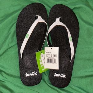 Sanük slippers